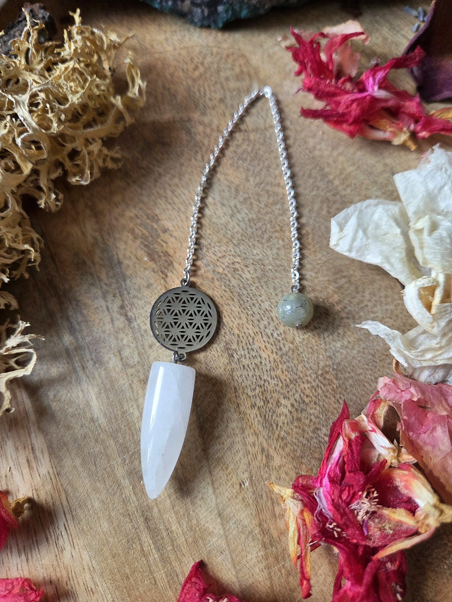 Pendule Cristal de roche, Labradorite & fleur de vie argentée – Image 3