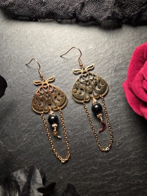 Boucles d&rsquo;oreilles Papillon de nuit Lune chaînes acier inoxydable, Obsidienne [Collection Witchy 🔮]